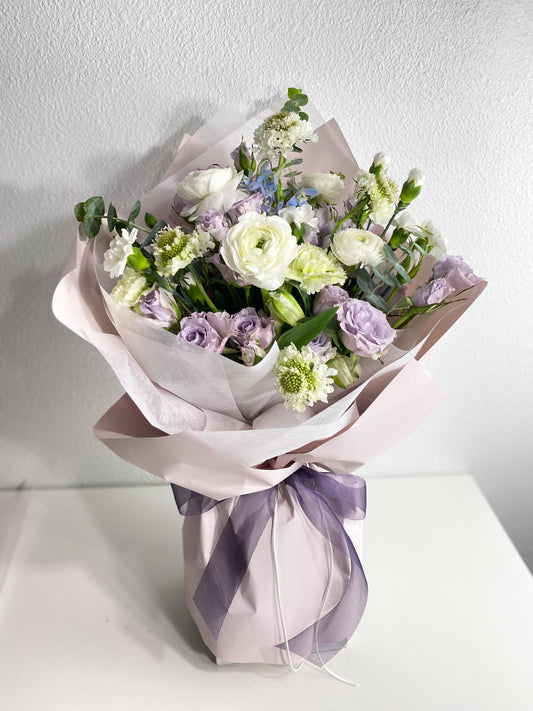 Breezy Bloom's Signature Bouquet