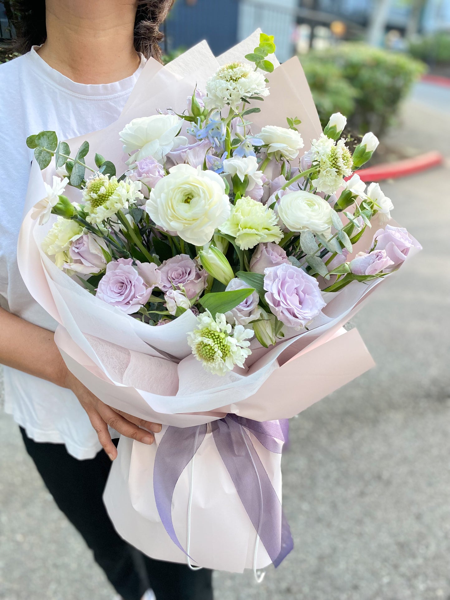 Breezy Bloom's Signature Bouquet